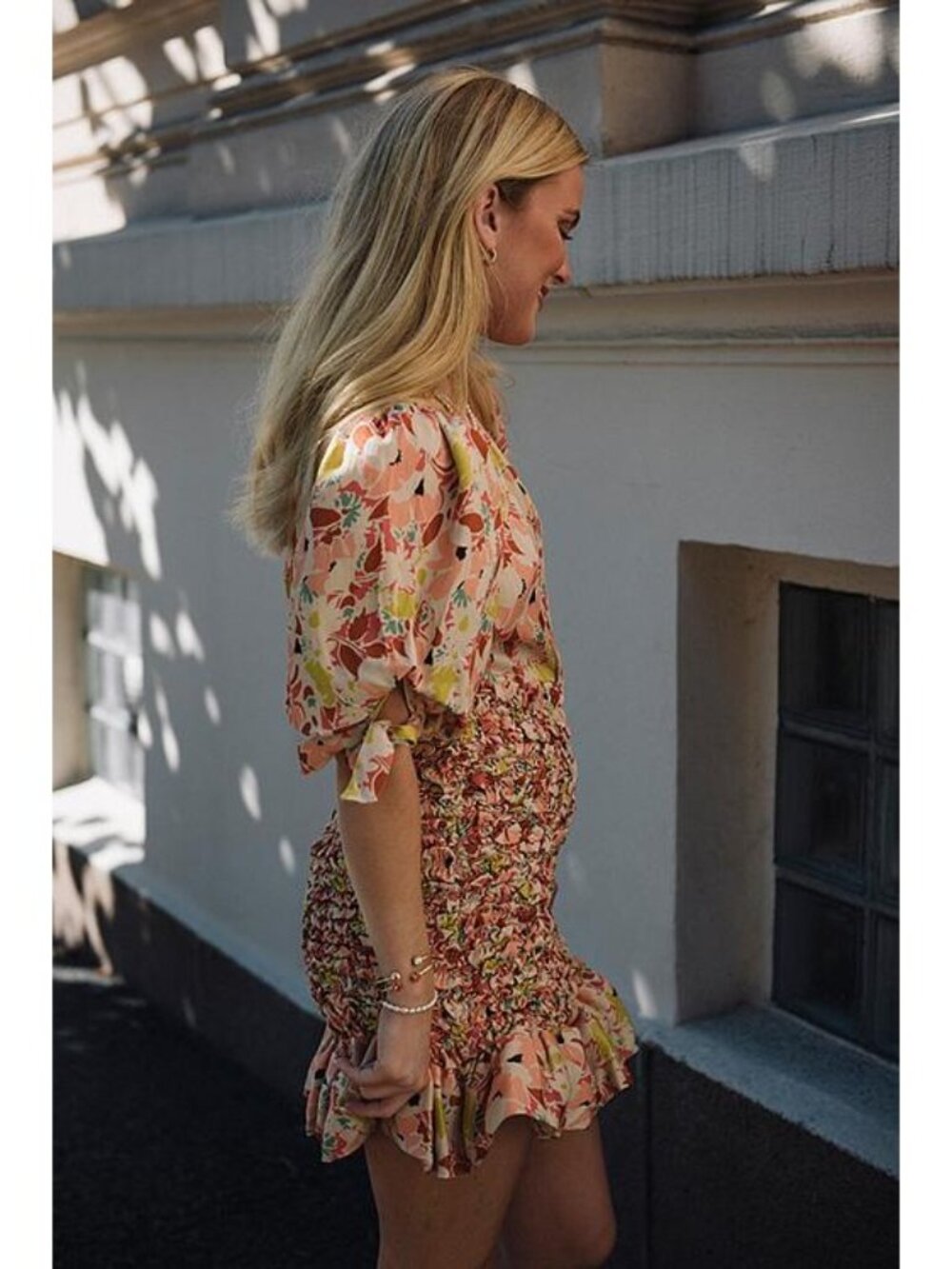 🆕 By TiMo Shirred Smocked Ruffle Crepe Satin Mini Dress Floral Medium - Picture 4 of 16